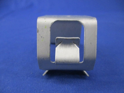 軽量間仕切用ボックス固定金具(20個入) MB-45