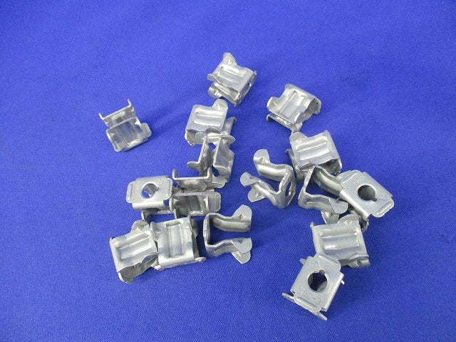 ボルト吊り金具(16個入) SDE-3