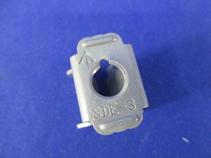 ボルト吊り金具(16個入) SDE-3