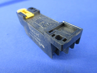 8ピン用 表面接続ソケット(4個入) PYF08A