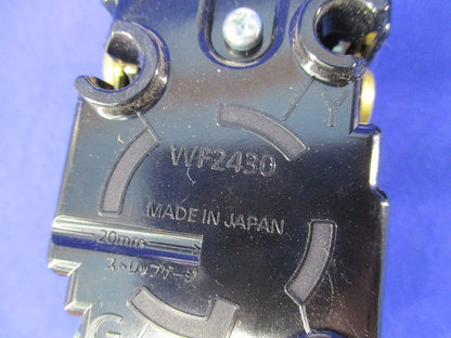 引掛埋込コンセントセット(メーカー混在2個入) WF2430