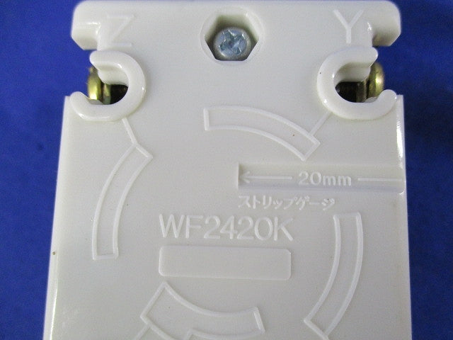 接地3P20A 引掛埋込コンセント(5個入) WF2420K