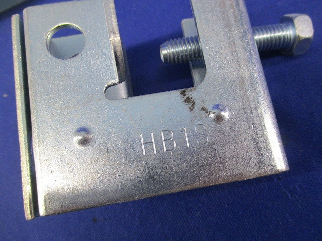 吊り金具(9個入) HB1S