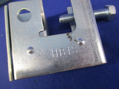 吊り金具(9個入) HB1S