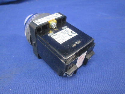 φ30丸形パイロットランプ(ホワイト) APN+TWR