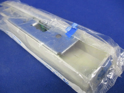 配線ダクト用フードインキャップ(オフホワイト) DHO231