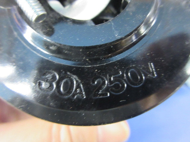 接地3P30A引掛キャップ(2個入) WF6430