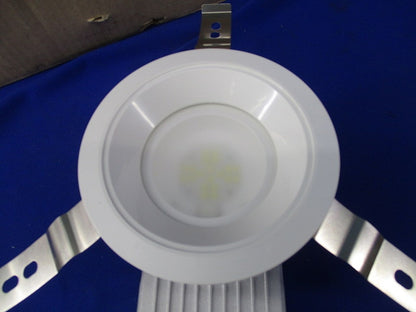 LEDダウンライトφ100(昼白色) LEDD-09011FN-LS9
