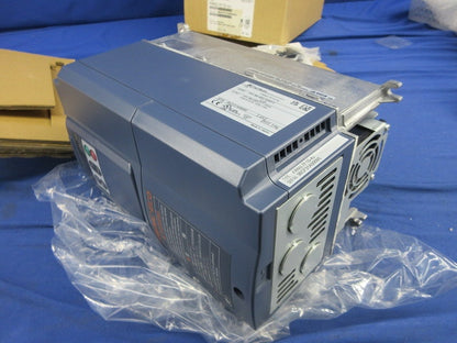インバータ FRN3.7F1S-4J
