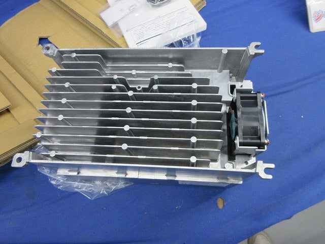 インバータ FRN3.7F1S-4J