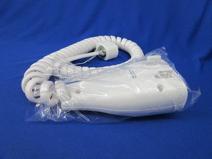 リーラーコンセントプラグ DH26771W
