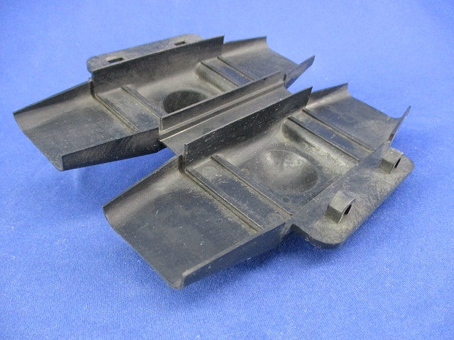 高圧アルミ配電線用 締付コネクタカバー B1用(8個入) 4C-0147BC