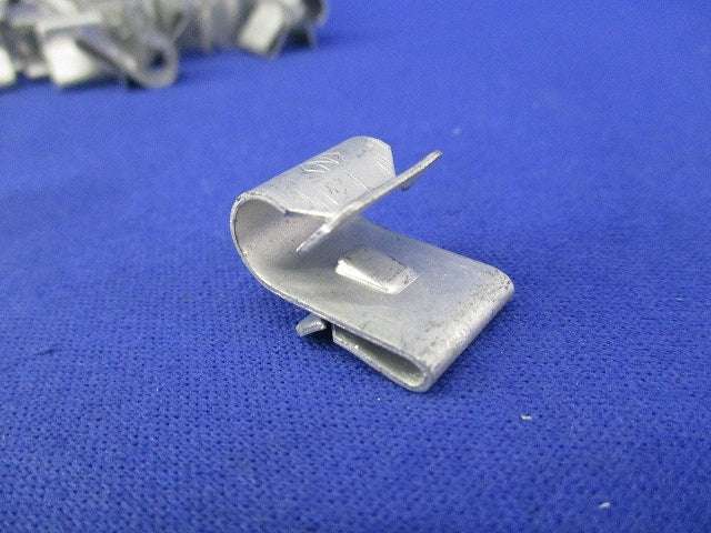 軽量間仕切り用ボックス支持金具(49個入) MSR-B3