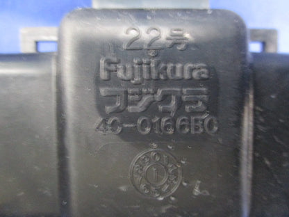 ボルト型コネクタ用カバー22号(7個入) 4C-0166BC