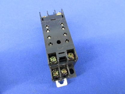 リレーソケットセット RU2S-C-A100+SM2S-05D