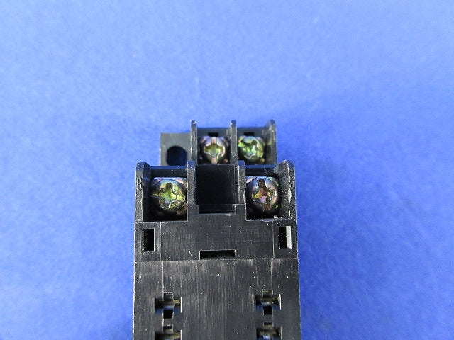 ワンタッチSソケット 表面配線形 2極 スリムコストダウンタイプ(2個入) SM3S-05D