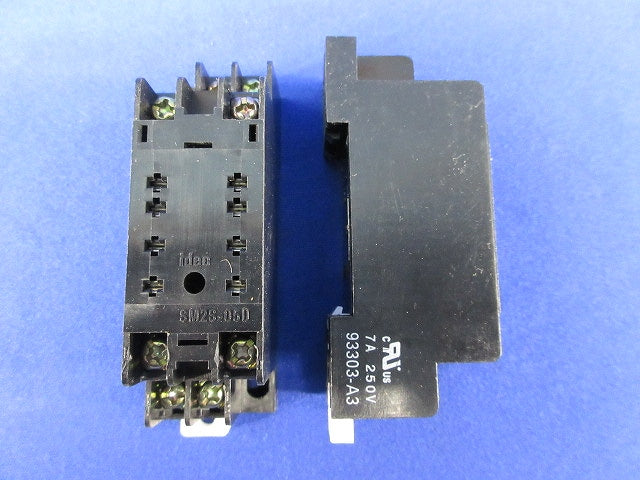 ワンタッチSソケット 表面配線形 2極 スリムコストダウンタイプ(2個入) SM3S-05D