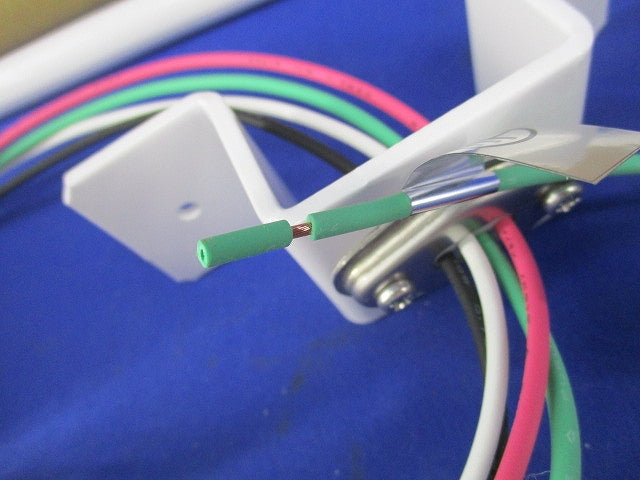 LED防水誘導灯用吊具 FPH01550C