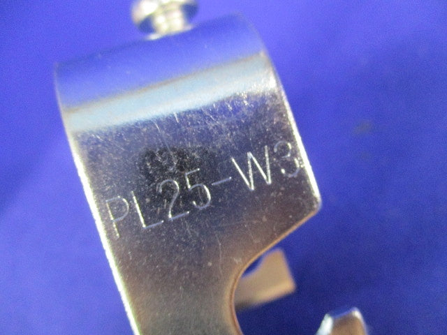吊りボルト・丸鋼用電線管支持金具(24個入) PL25-W3