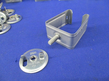 レースウェイ 開口上向き用器具取付金具(ステンレス)(12個入) DK2UK-6