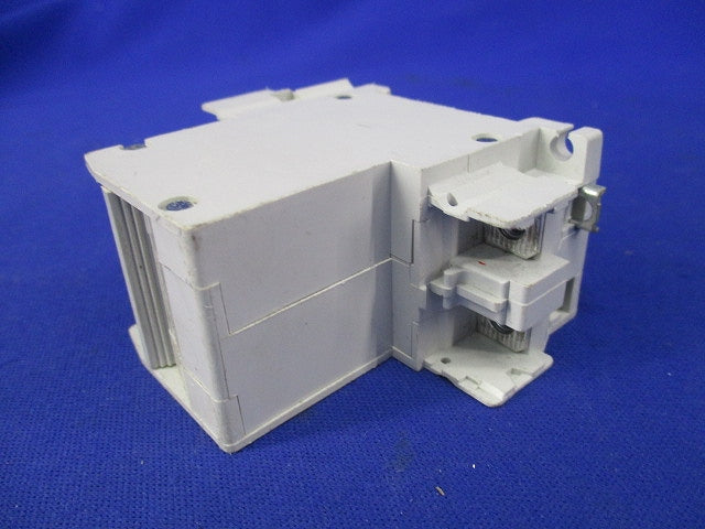 サーキットプロテクタ2P1A CP30-BA