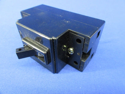 配線用しゃ断器 2P2E20A JB-32Q