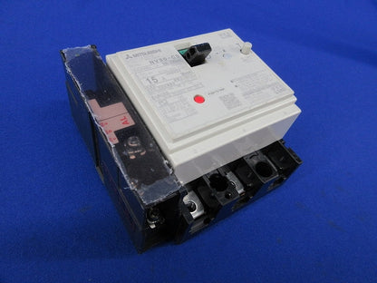 漏電遮断器3P15A(アラームスイッチ付) NV30-CS