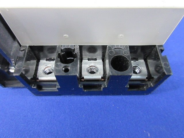 漏電遮断器3P15A(アラームスイッチ付) NV30-CS