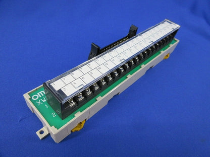 コネクタ端子台変換ユニット XW2B-40G5