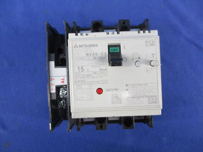 漏電遮断器3P15A(アラームスイッチ付) NV30-CS