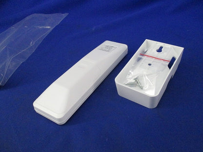 リモコン送信機(単三電池2本付) RC701W/NRL-352P1-JP