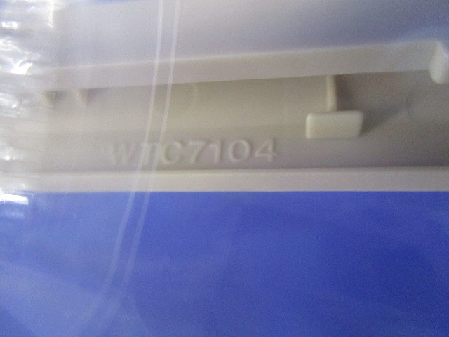 スイッチプレート4連用(5個入)(ベージュ) WTC7104F