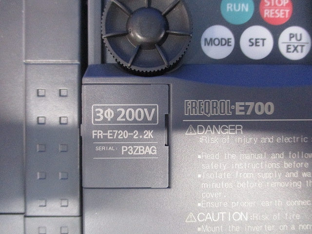 小形インバータ FR-E720-2.2K