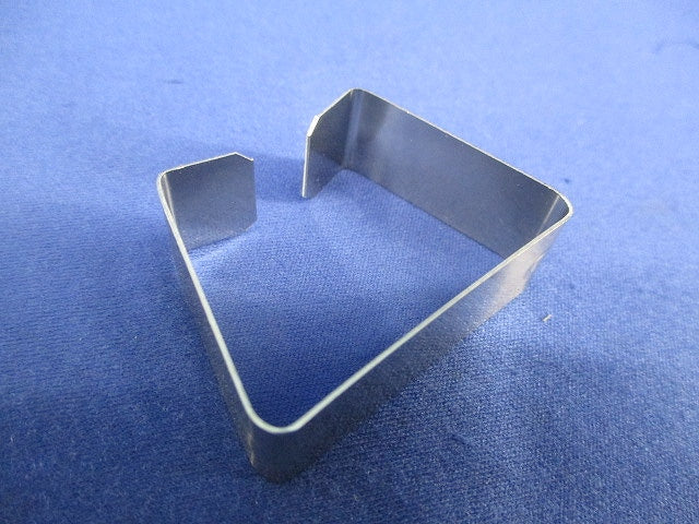 レースウェイ用カバー止め金具(20個入) DF1C