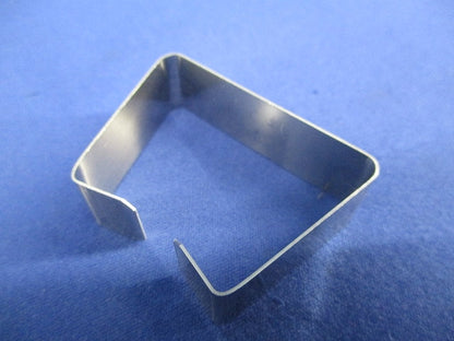 レースウェイ用カバー止め金具(20個入) DF1C