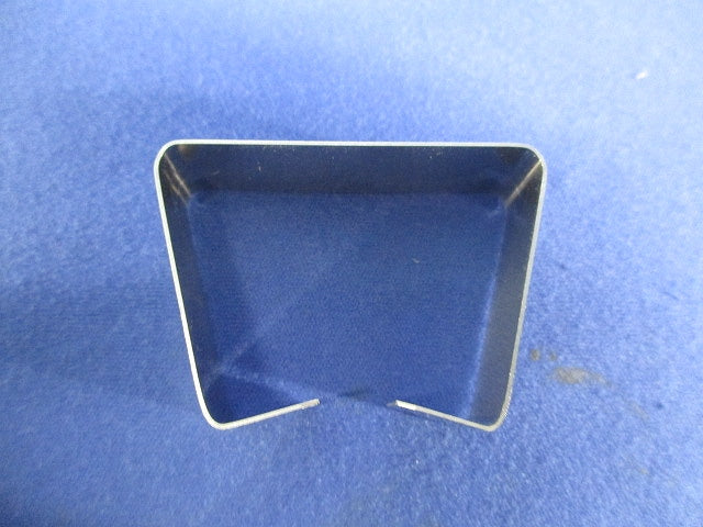 レースウェイ用カバー止め金具(20個入) DF1C