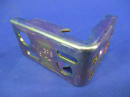 パイラック リップみぞ形鋼用電線管ボックス(20個入) K6AL