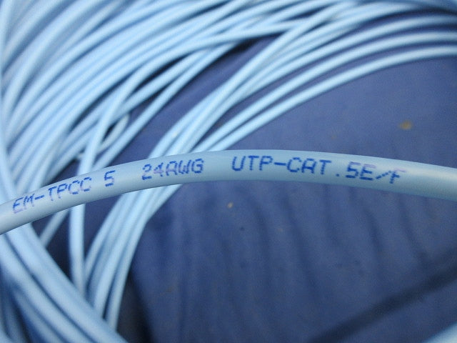 スーパーコイル0.5mm×4P(Cat5e)(67m)(薄青) EM-TPCC5