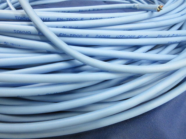 スーパーコイル0.5mm×4P(Cat5e)(67m)(薄青) EM-TPCC5