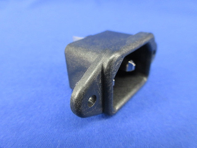 Inlet 4個入 3P / C14タイプ CANNOT ID