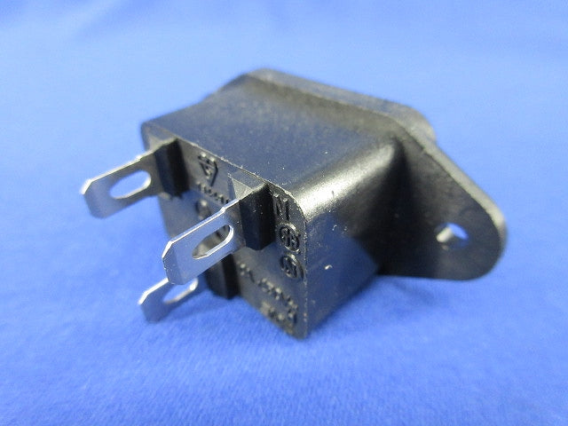 Inlet 4個入 3P / C14タイプ CANNOT ID