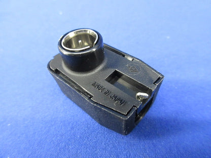 Plug 3個入 CANNOT ID