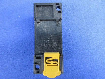 ミニパワーリレー(200/220VAC) 表面接続ソケットセット MY4N+PYF14A