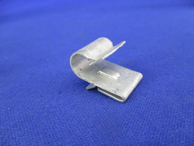 軽量間仕切り用ボックス支持金具(50個入) MSR-B3