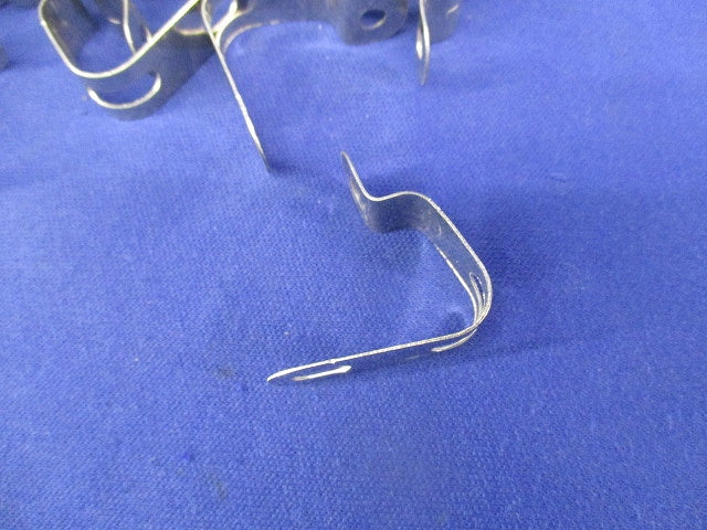鋼製片サドル(ステンレス)(80個入) SKLS