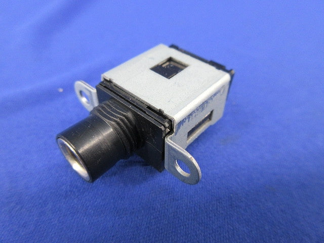 Jack 4個入 CANNOT ID
