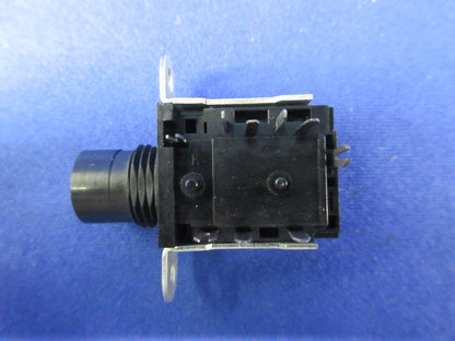 Jack 4個入 CANNOT ID