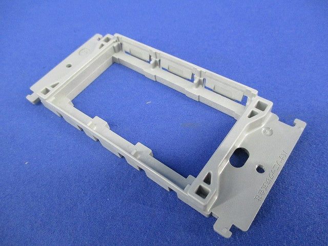 埋込コンセント用絶縁取付枠(9個入) WTL3710
