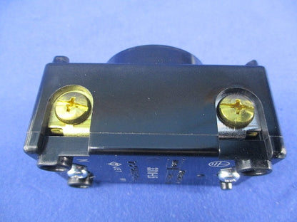 埋込コンセント引掛形(接地2P30A125V) 3310-L5