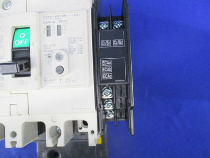 漏電アラーム付遮断器3P3E20A NF125-ZSV